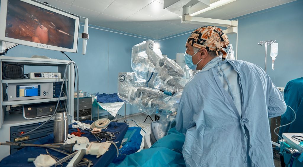 Surgery Da Vinci. Minimally invasive robotic surgery with the da Vinci surgical system. medical